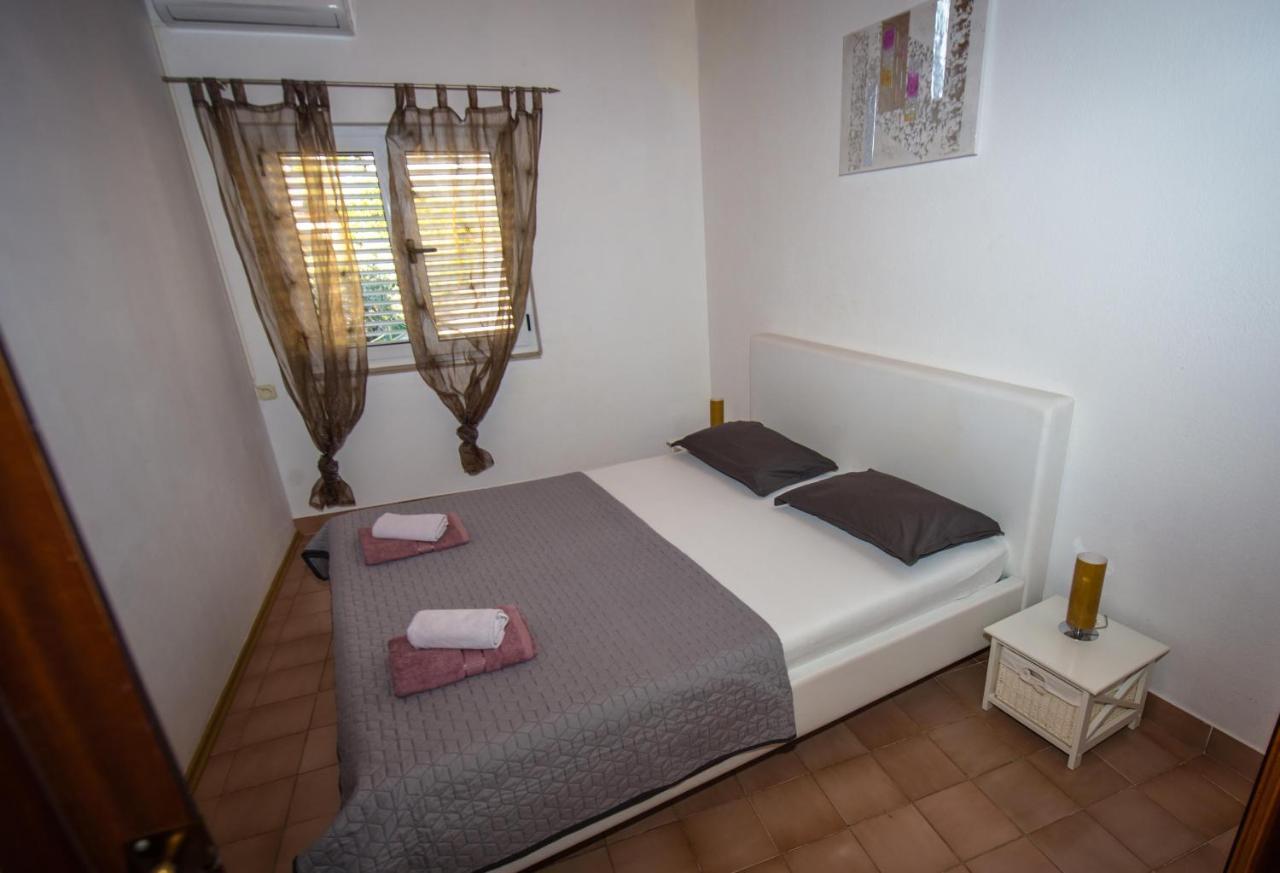 Villa Nedo Baška Voda Екстериор снимка
