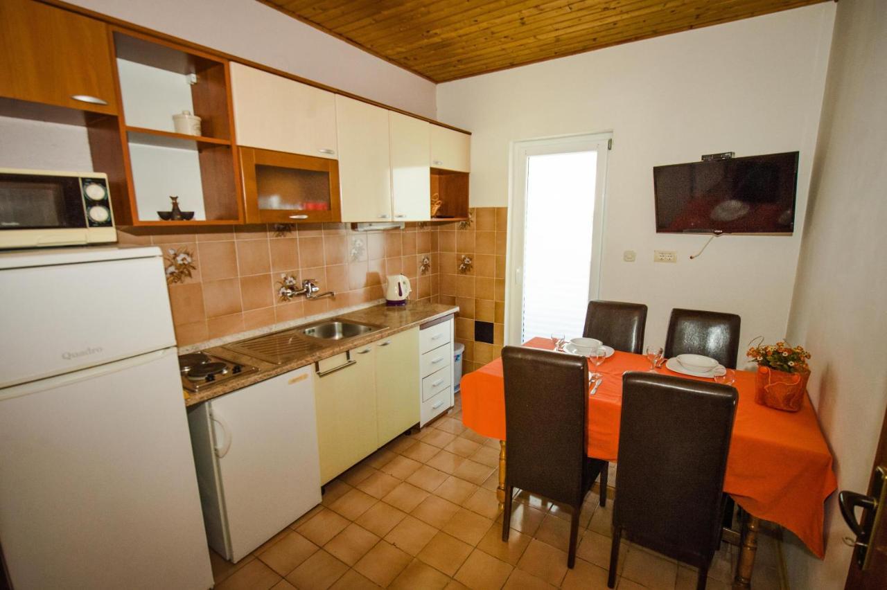 Villa Nedo Baška Voda Екстериор снимка